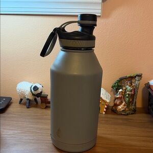 Gray Insulated Water Bottle